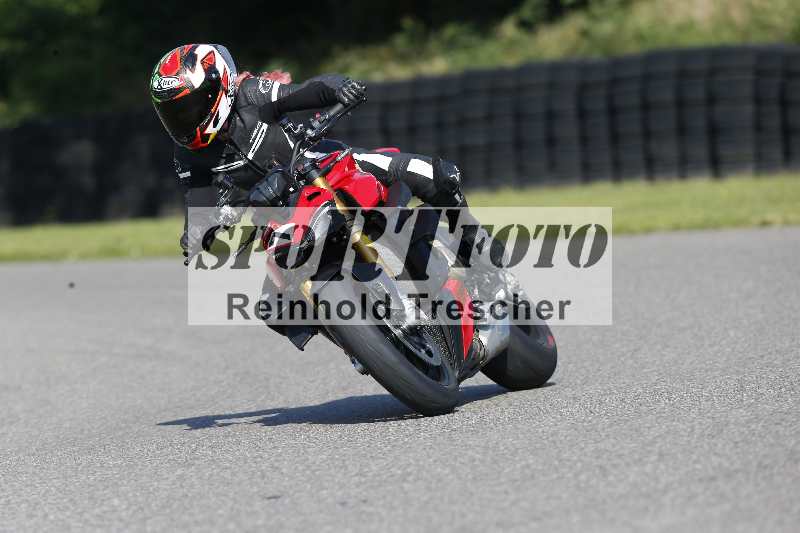 /44 09.08.2025 Plüss Moto Sport ADR/Einsteiger/7-1